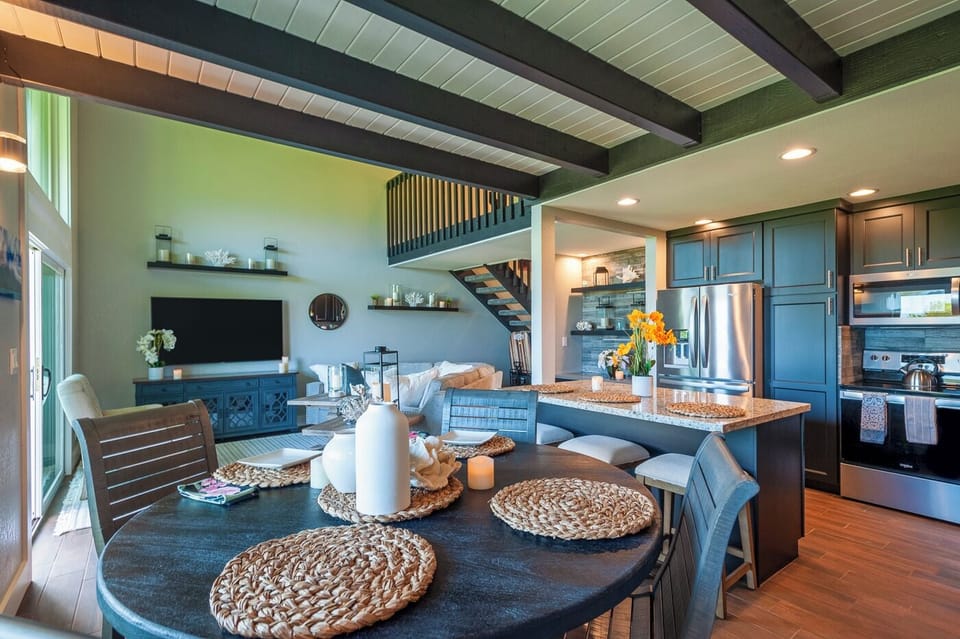 Condo, Multiple Beds, Patio, Ocean View (16B) | Dining