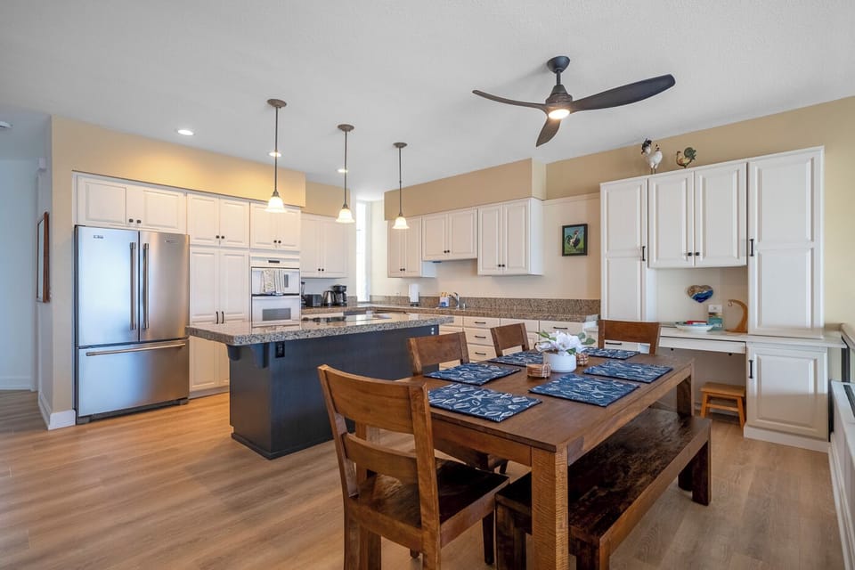 Condo, Multiple Beds, Jetted Tub, Ocean View (405) | Private kitchen
