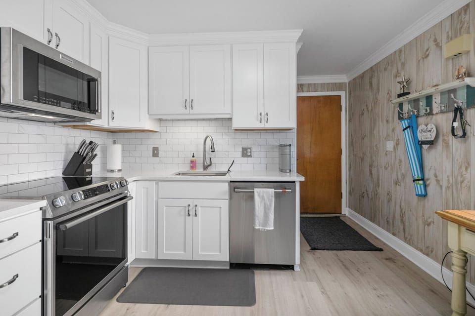 Updated Kitchen Stocked!