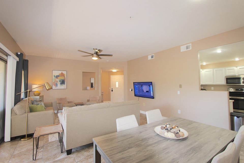 Spacious living area