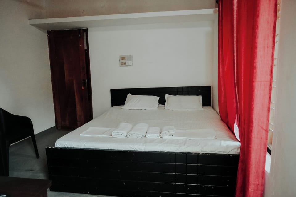 Basic Double Room, Garden View | Free WiFi