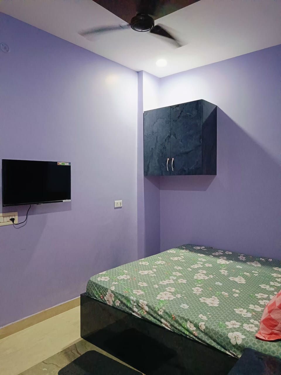 Double Room, Balcony | In-room safe, desk, soundproofing, iron/ironing board