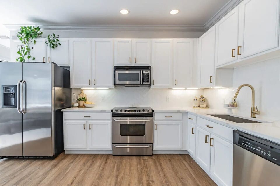 Fully stocked kitchen