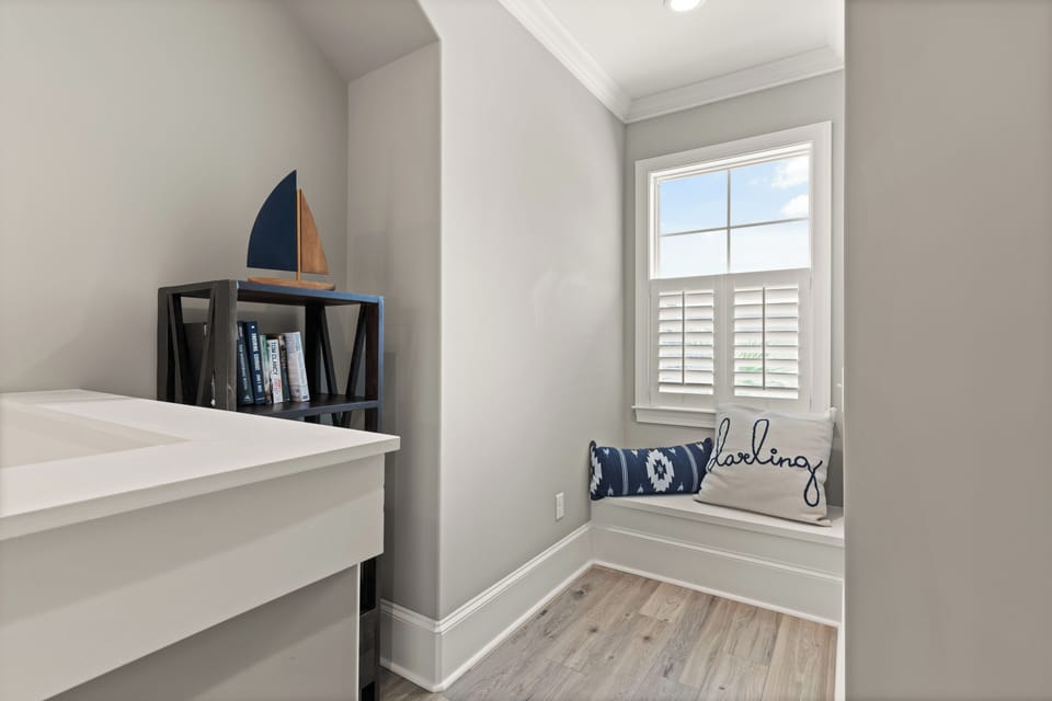 Hook, Wine & Sinker - Reading nook upstairs