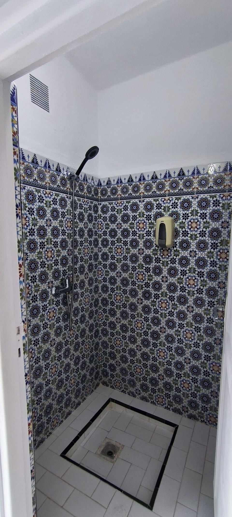 Double or Twin Room | Bathroom