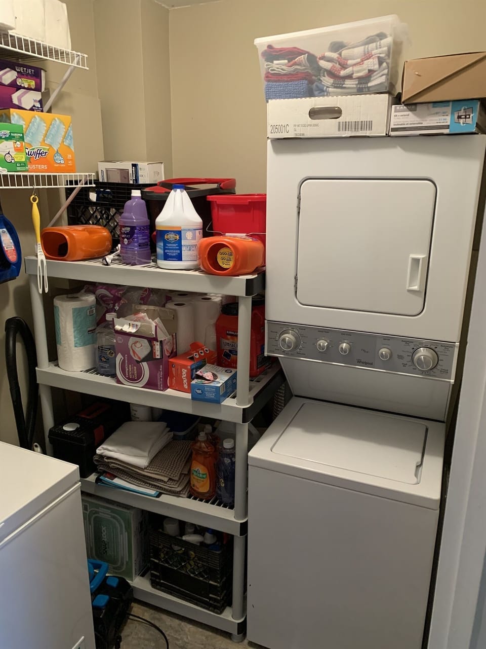 3/4 size washer and dryer. Laundry soap and dryer sheets available for use. Do not attempt to wash quilts or other large blankets as they wont fit and agitator will damage item if you try.