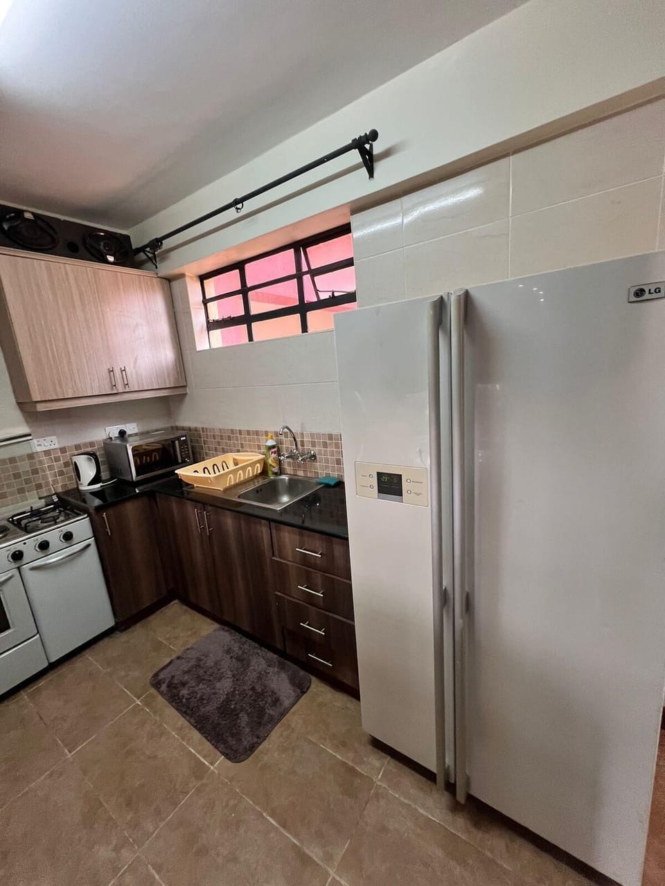 Apartment | Private kitchen | Fridge, microwave, oven, stovetop