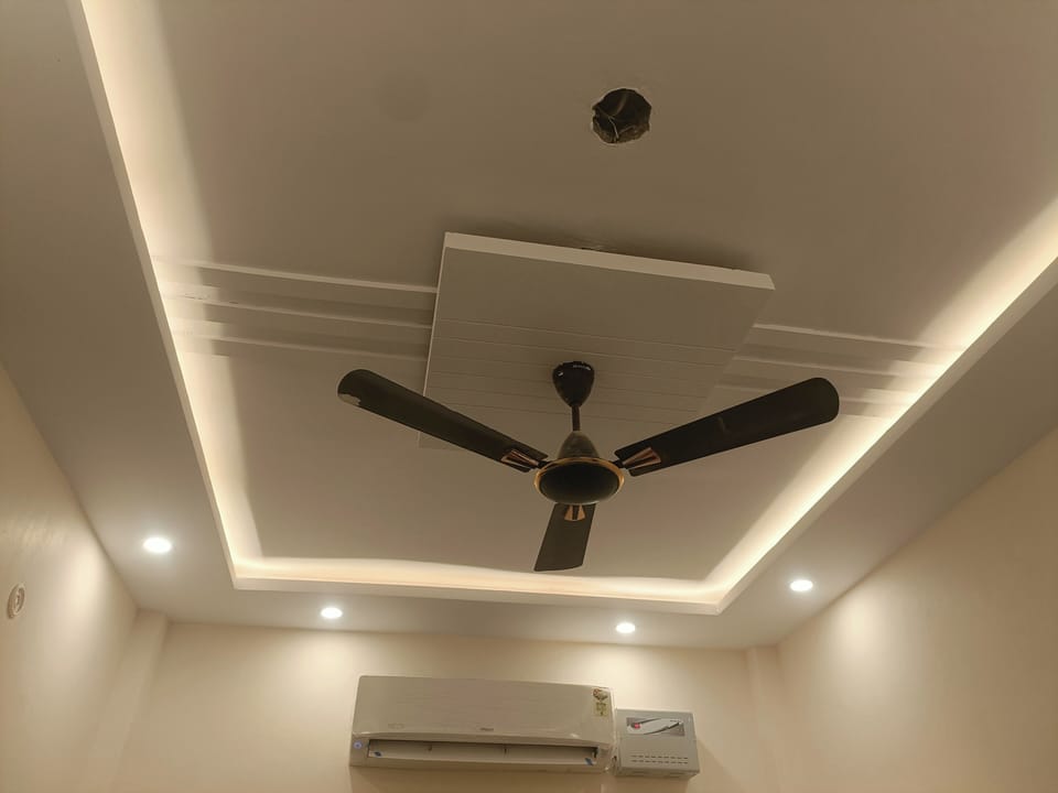 Deluxe Double Room, City View | In-room safe, desk, soundproofing, iron/ironing board