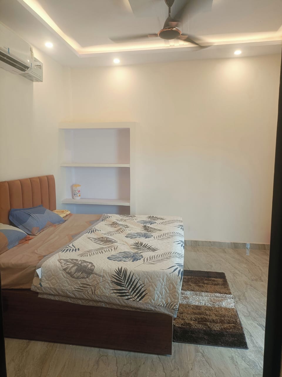 Deluxe Double Room, City View | In-room safe, desk, soundproofing, iron/ironing board