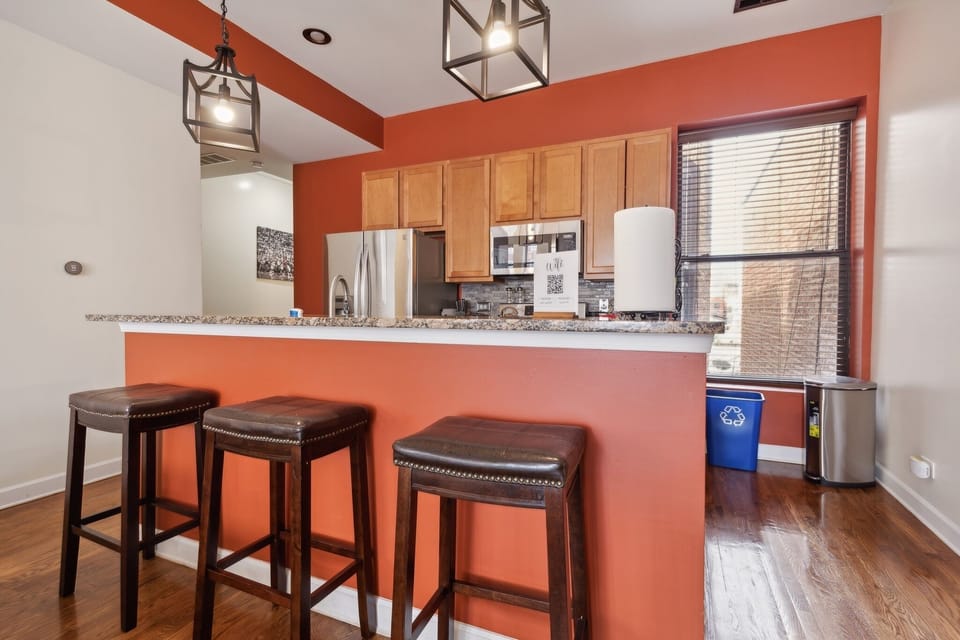 Indoors, Furniture, Floor, Flooring, Hardwood