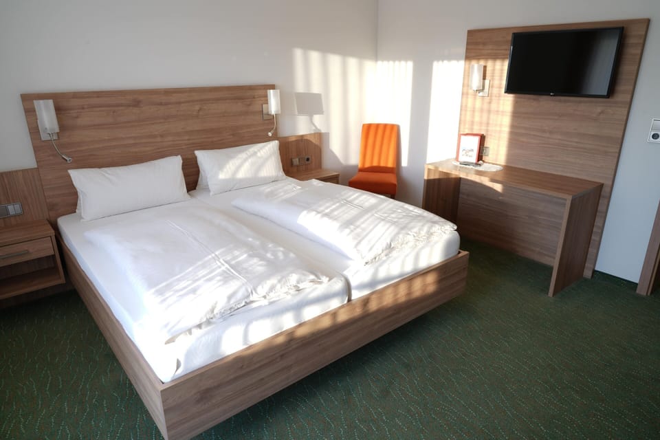 Comfort Double Room, Private Bathroom | Free WiFi