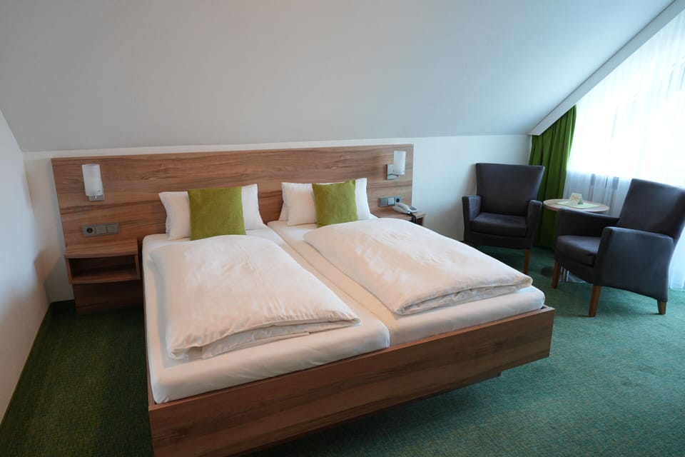 Comfort Double Room, Private Bathroom | Free WiFi