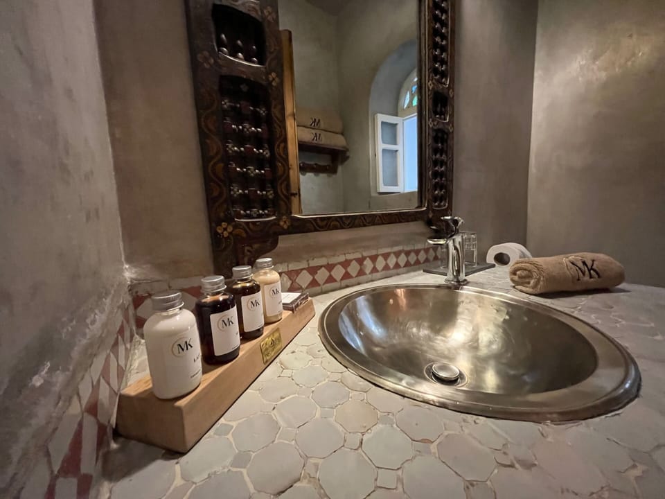 Standard Double Room, Private Bathroom | Bathroom