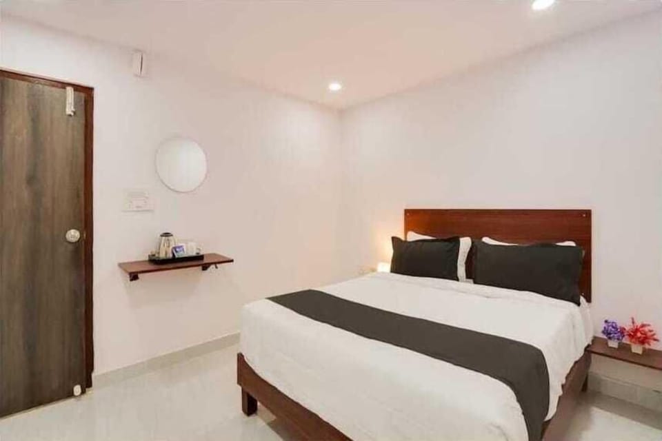 Basic Double or Twin Room | Soundproofing, free WiFi