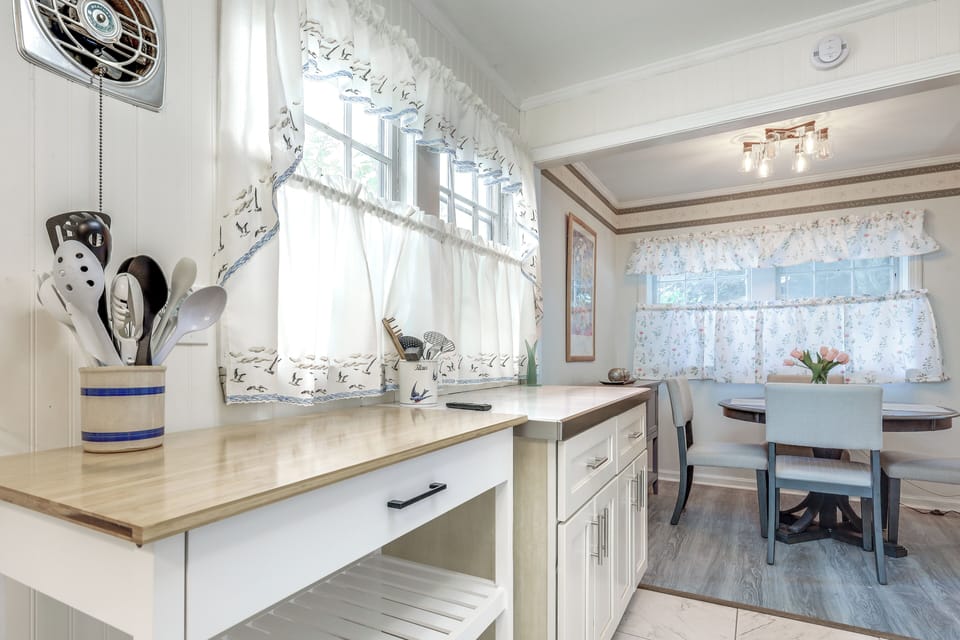 Cottage (2 Bedrooms) | Interior