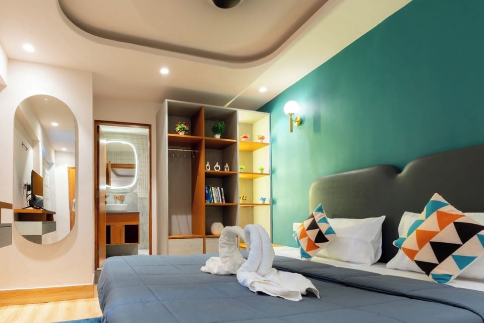 Honeymoon Double Room | Down comforters, iron/ironing board, free WiFi, bed sheets