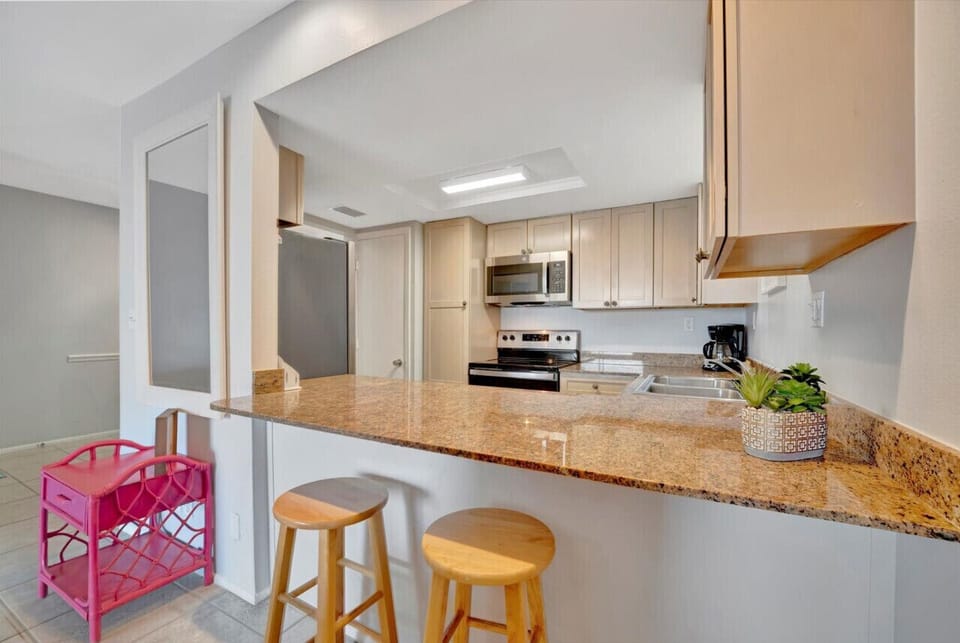 Fully stocked kitchen