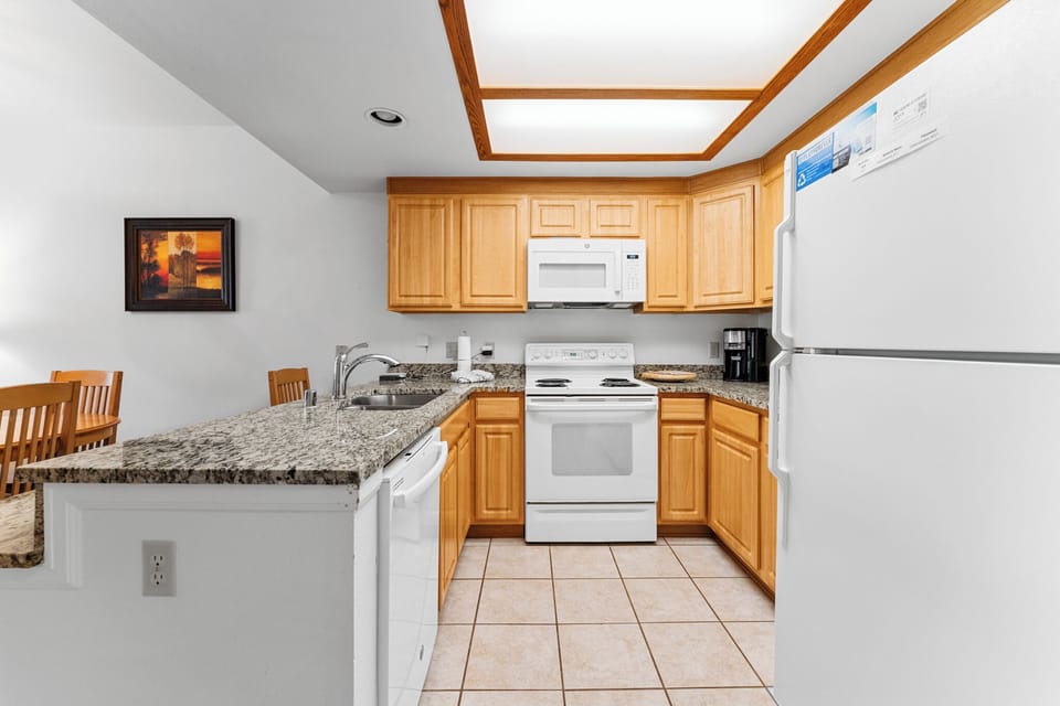 Condo (2 Bedrooms) | Property amenity
