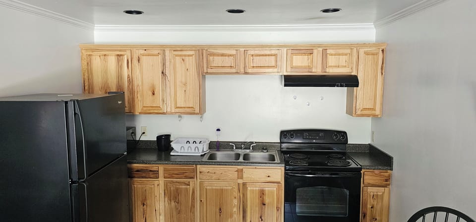 Comfort Suite, 1 Queen Bed with Sofa bed | Private kitchen | Mini-fridge, microwave