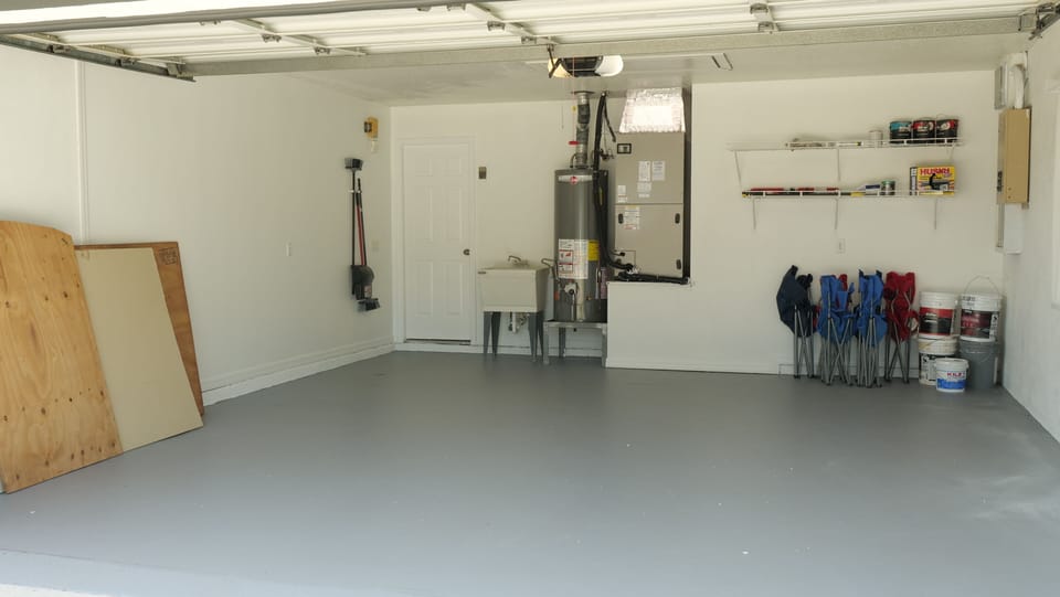 Spacious garage with extra seating, perfect for enjoying days by the pool.