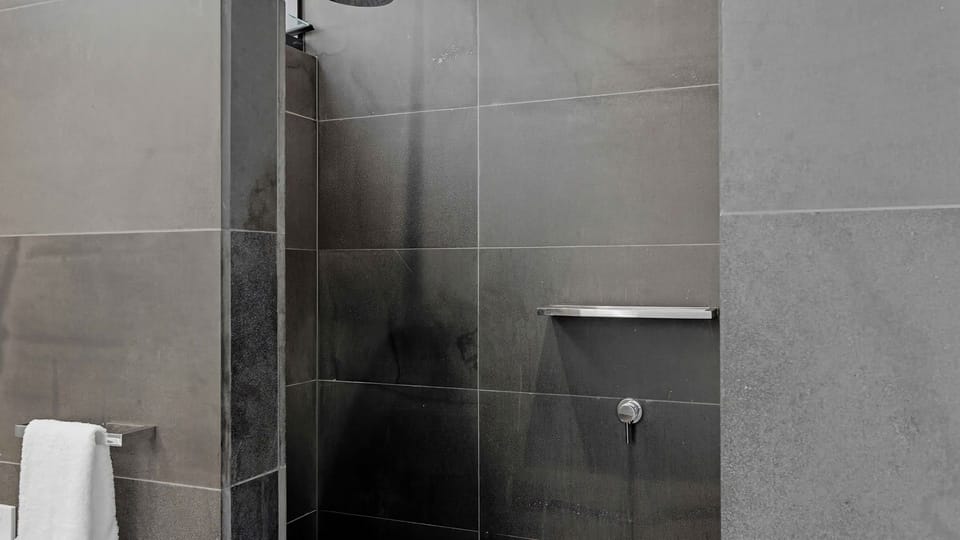Neat bathroom designed for relaxation