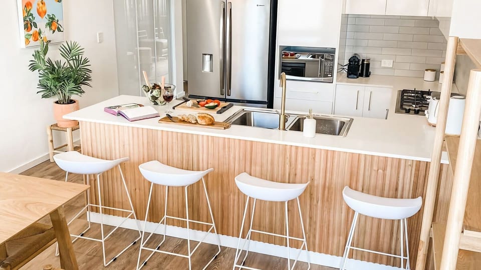 Elegant Eating Spot