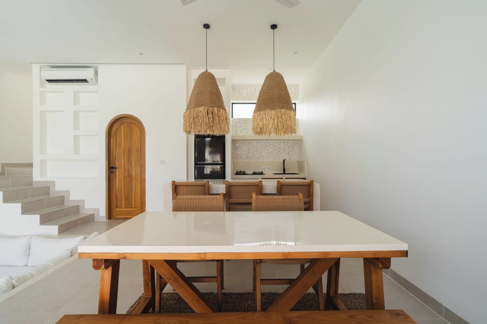 Deluxe Villa, Private Pool, Pool View | Dining room