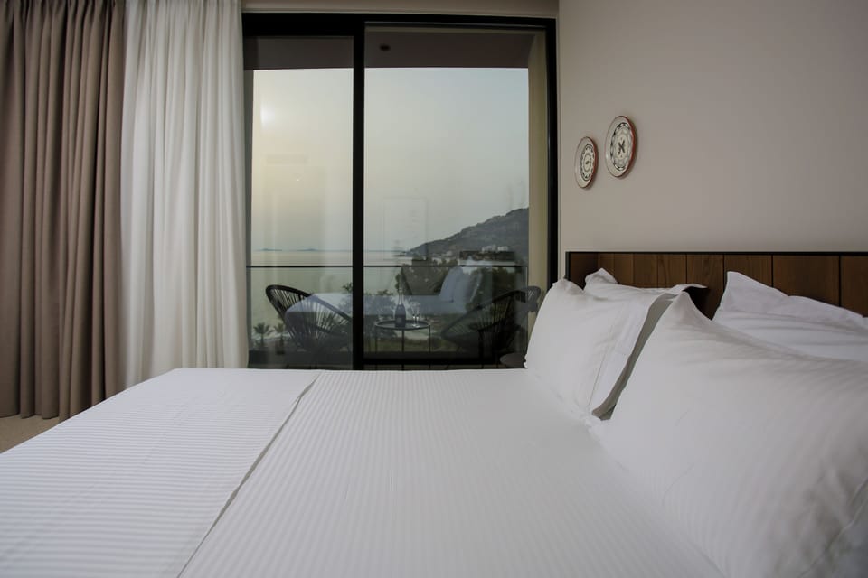 Superior Double Room, Balcony, Sea View | In-room safe, desk, soundproofing, iron/ironing board