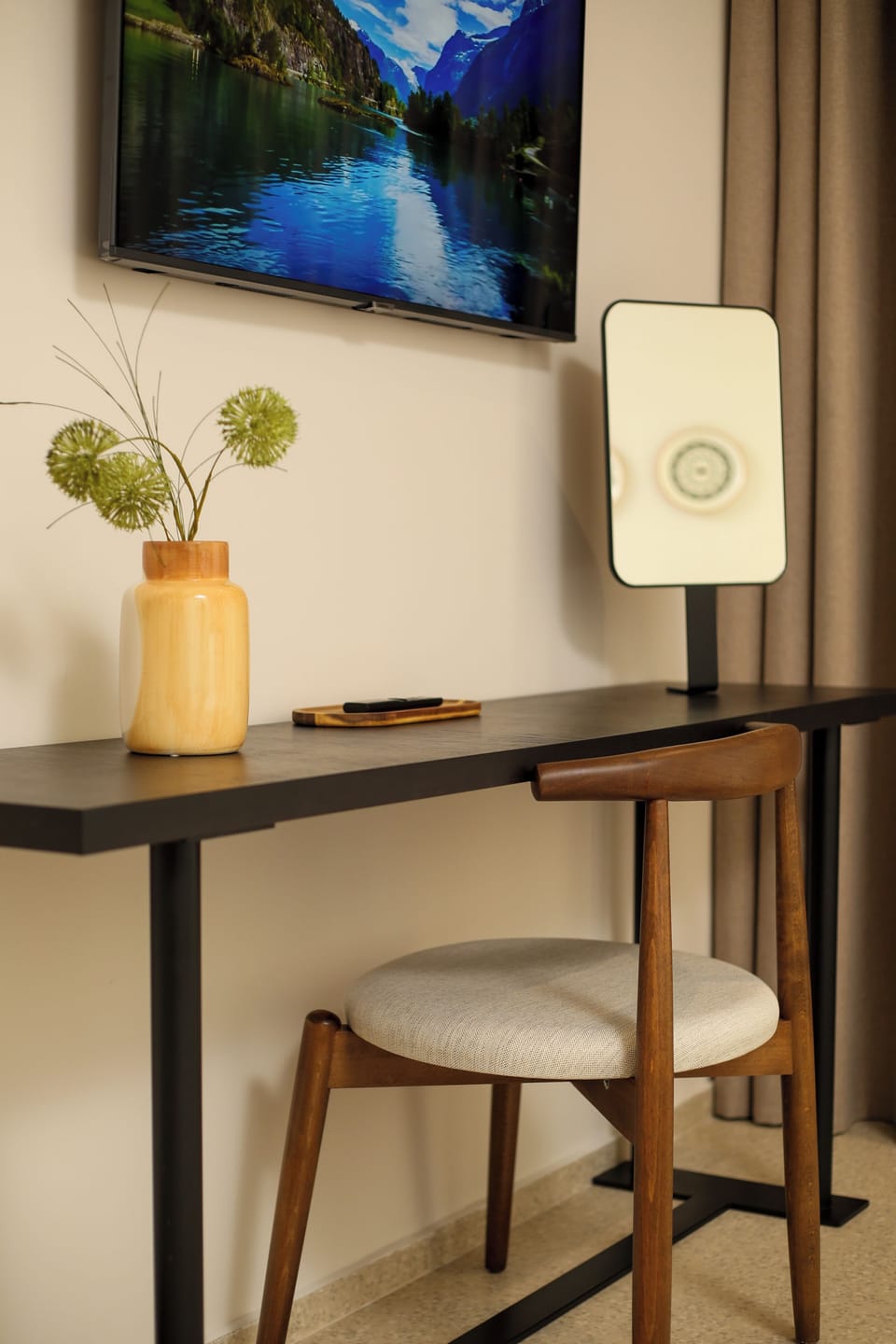 Superior Quadruple Room | In-room safe, desk, soundproofing, iron/ironing board