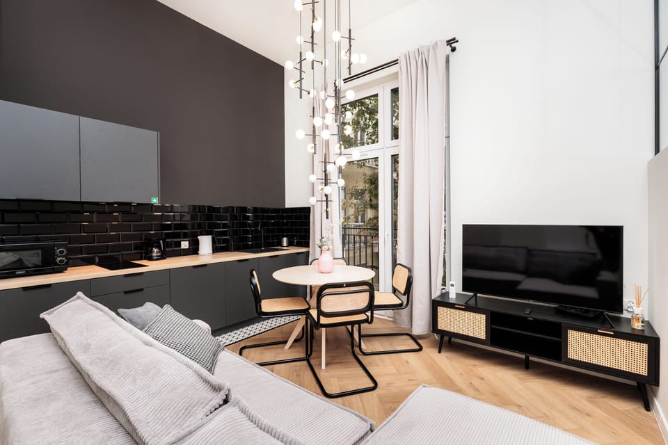 C. Krowoderska 55 | Living room | TV
