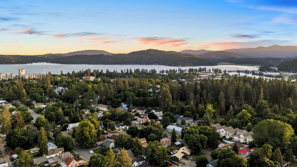 Nestled in CDA near Tubbs Hill & downtown.