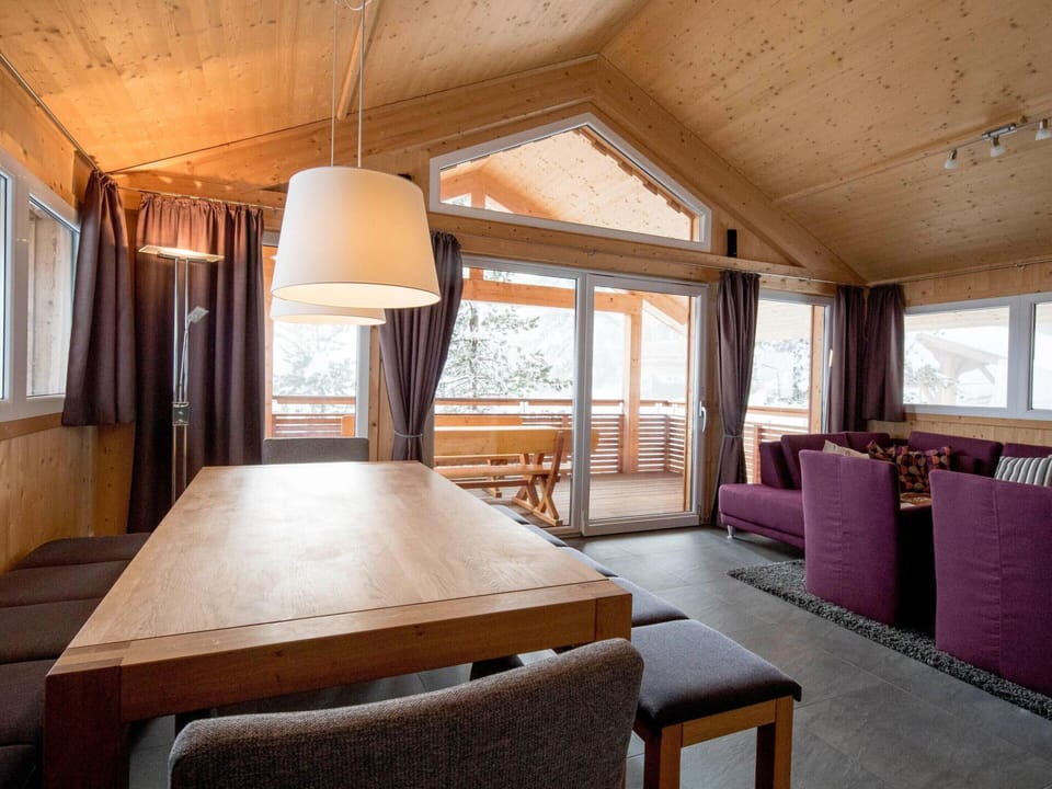 Chalet | Dining