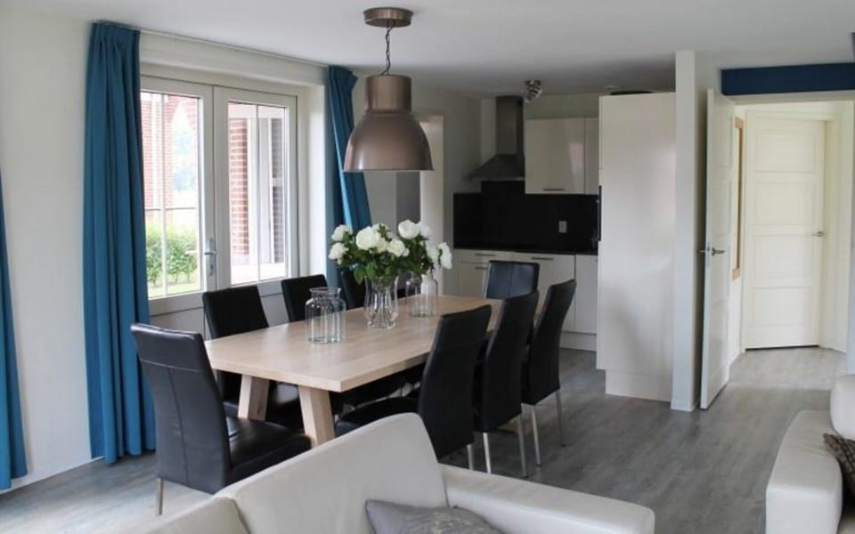 House | Dining