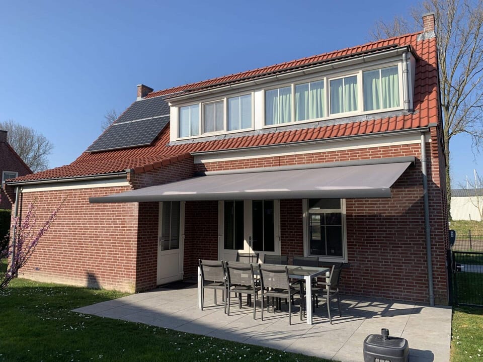 House | Balcony