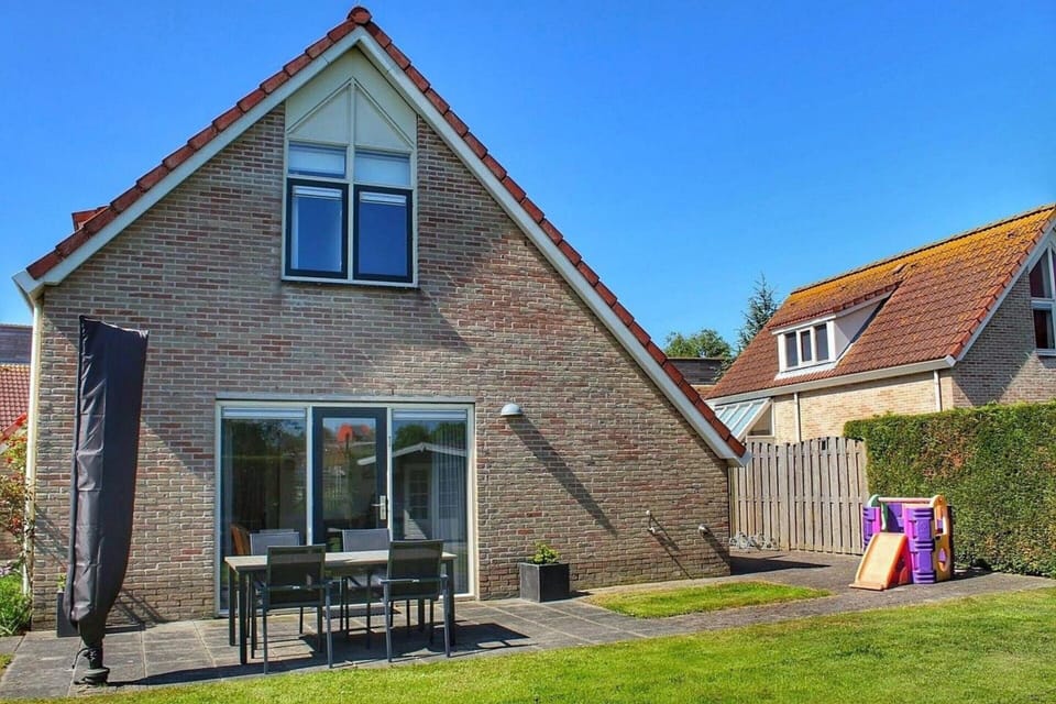House | Exterior