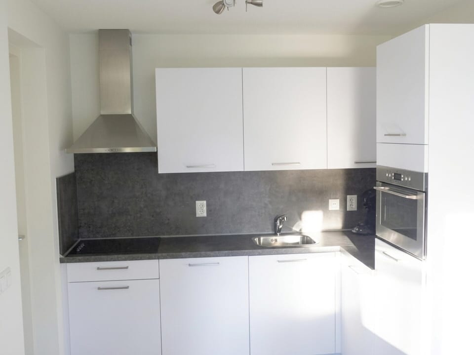House | Private kitchen | Electric kettle, toaster