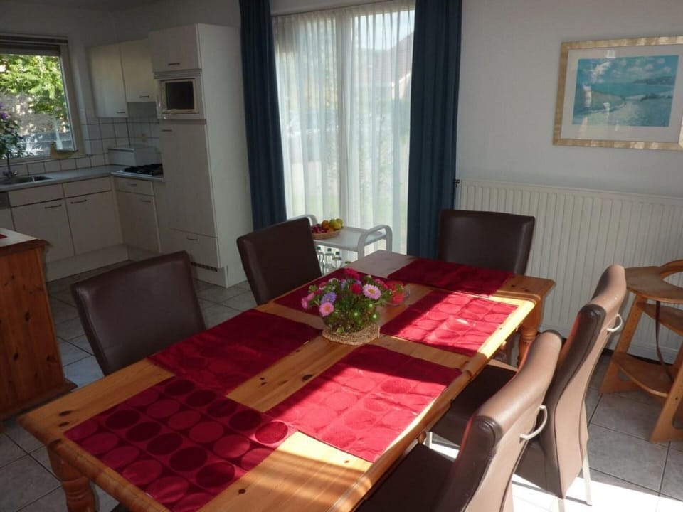 House | Dining