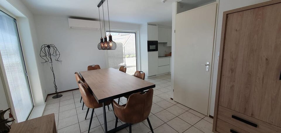 House | Dining