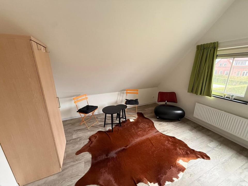 House | 4 bedrooms, individually furnished