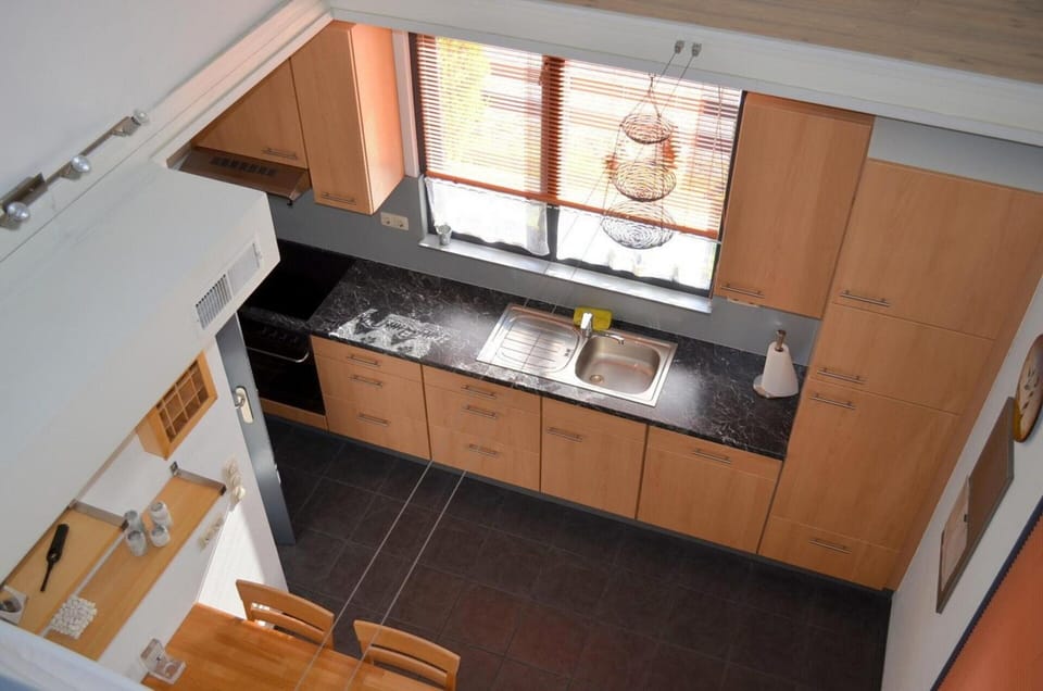 House | Private kitchen | Electric kettle, toaster