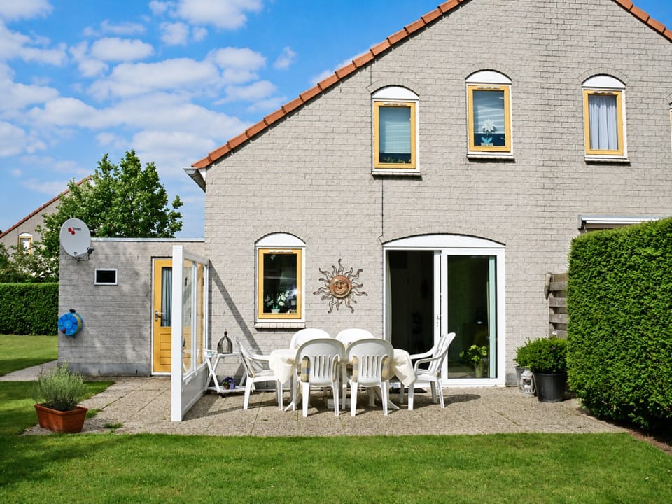 House | Balcony