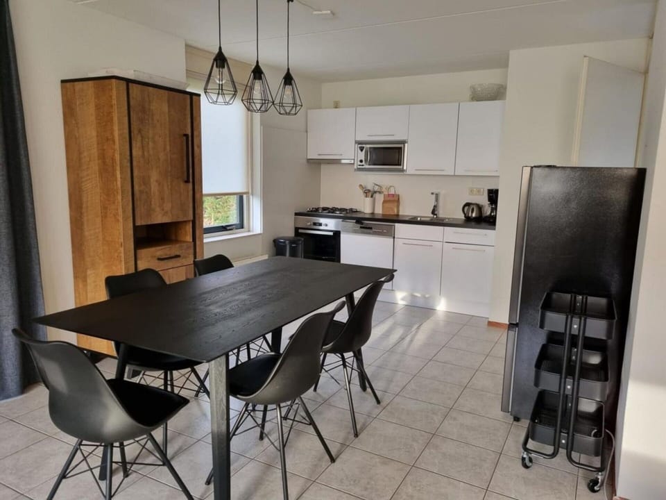 House | Private kitchen | Electric kettle, toaster