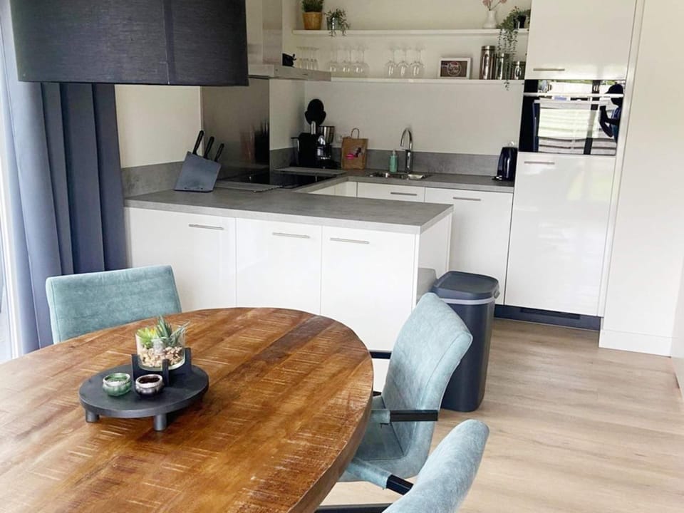 House | Dining