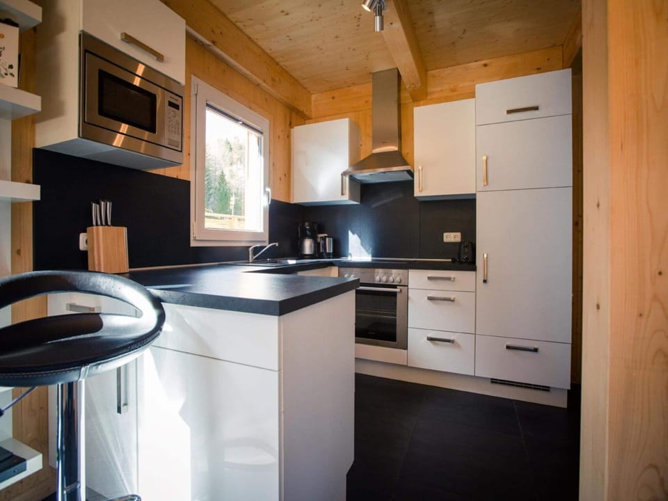 Chalet | Private kitchen | Electric kettle, toaster