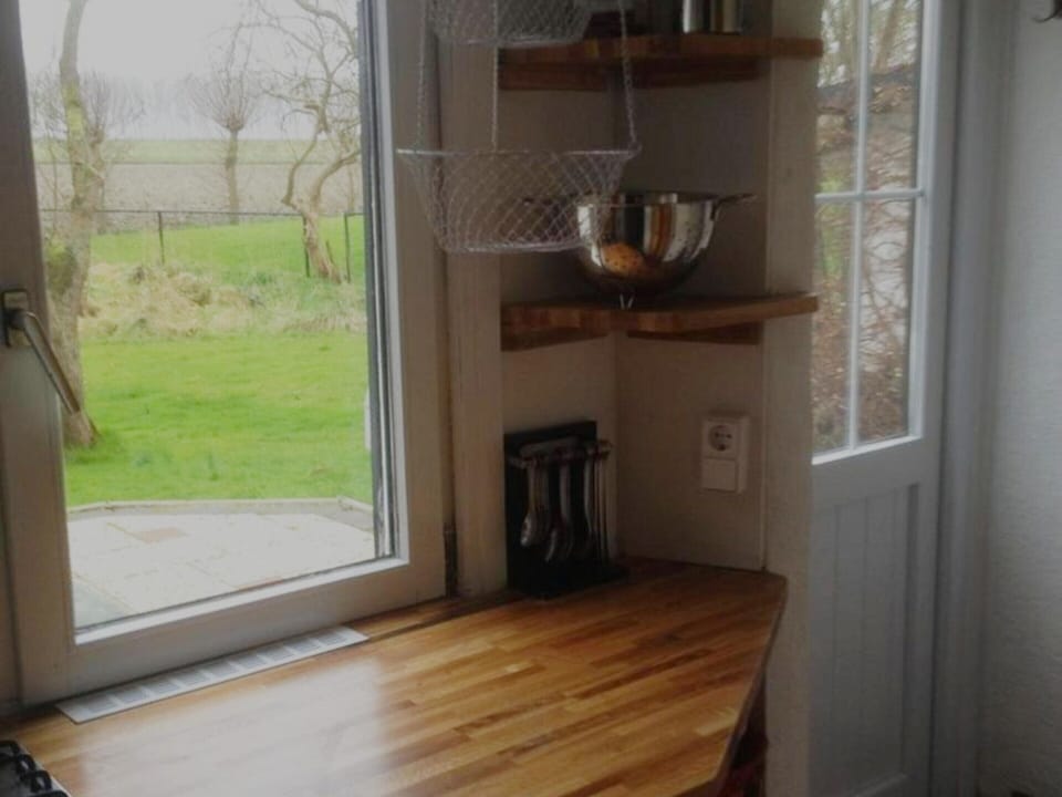House | Private kitchen | Electric kettle, toaster
