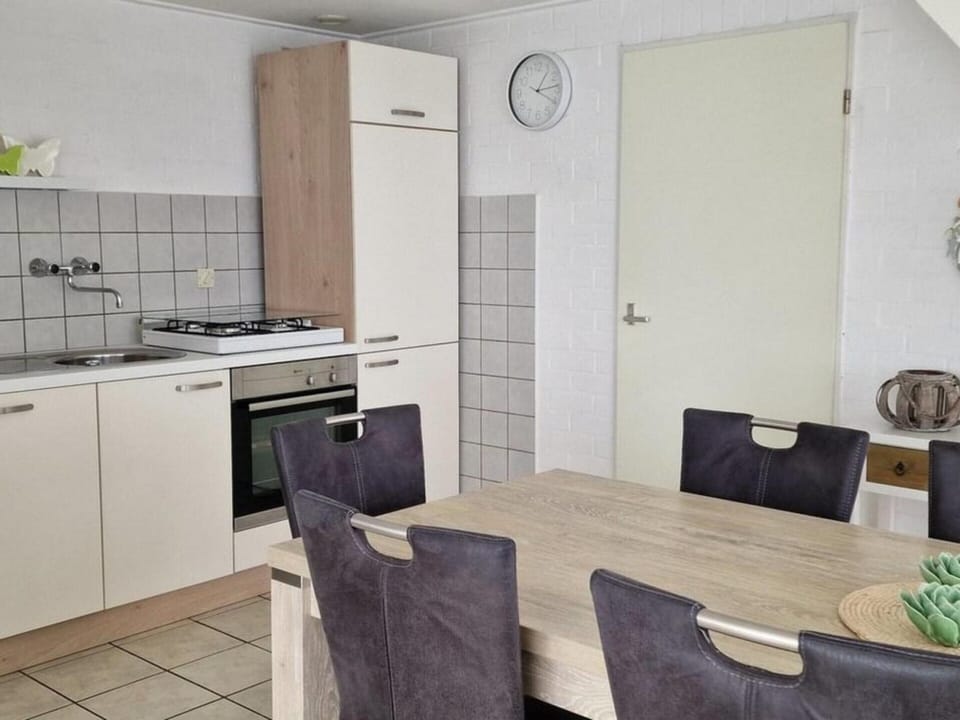 House | Dining