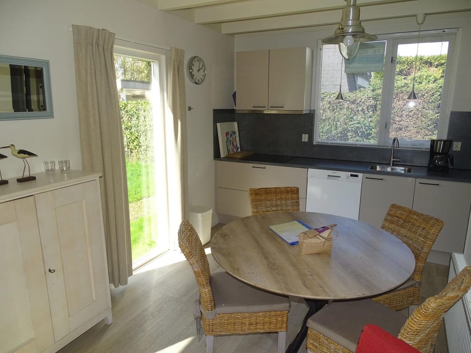 House | Dining