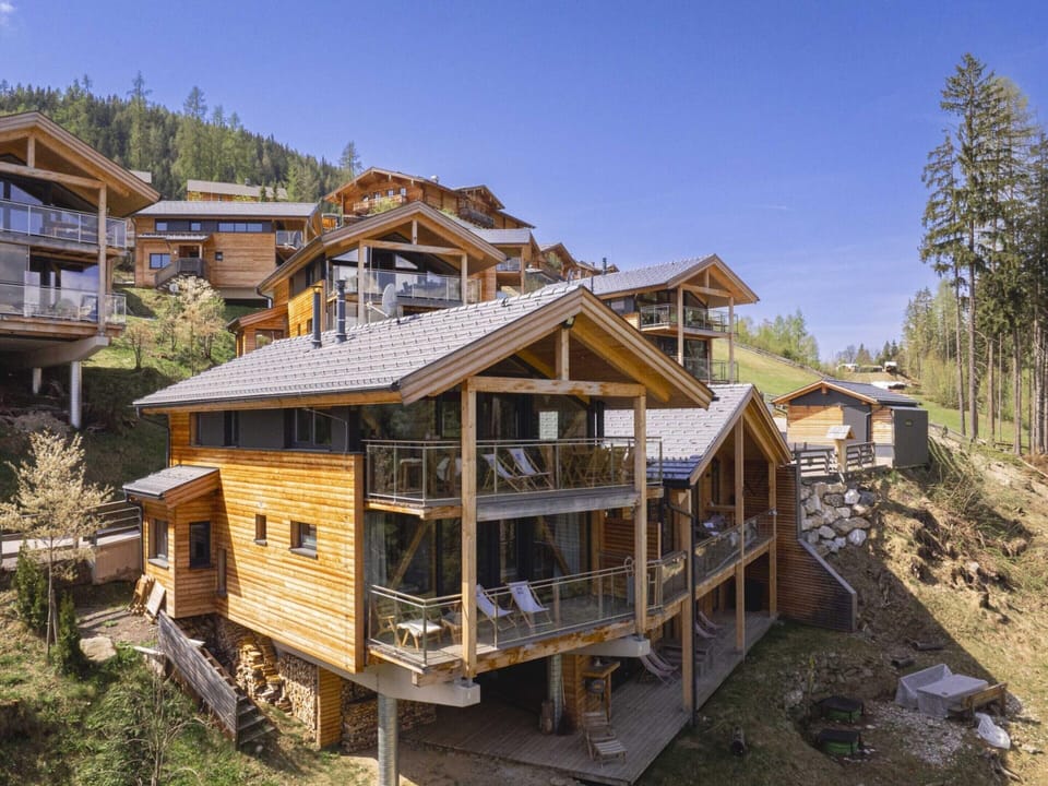 Chalet | Exterior