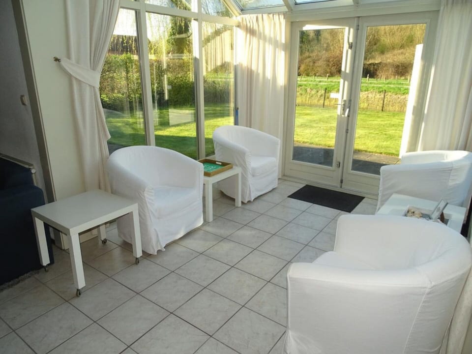 House | Bathroom