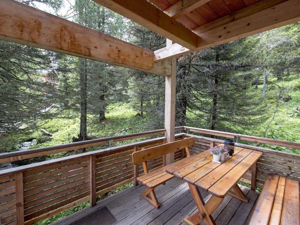 Chalet | Dining